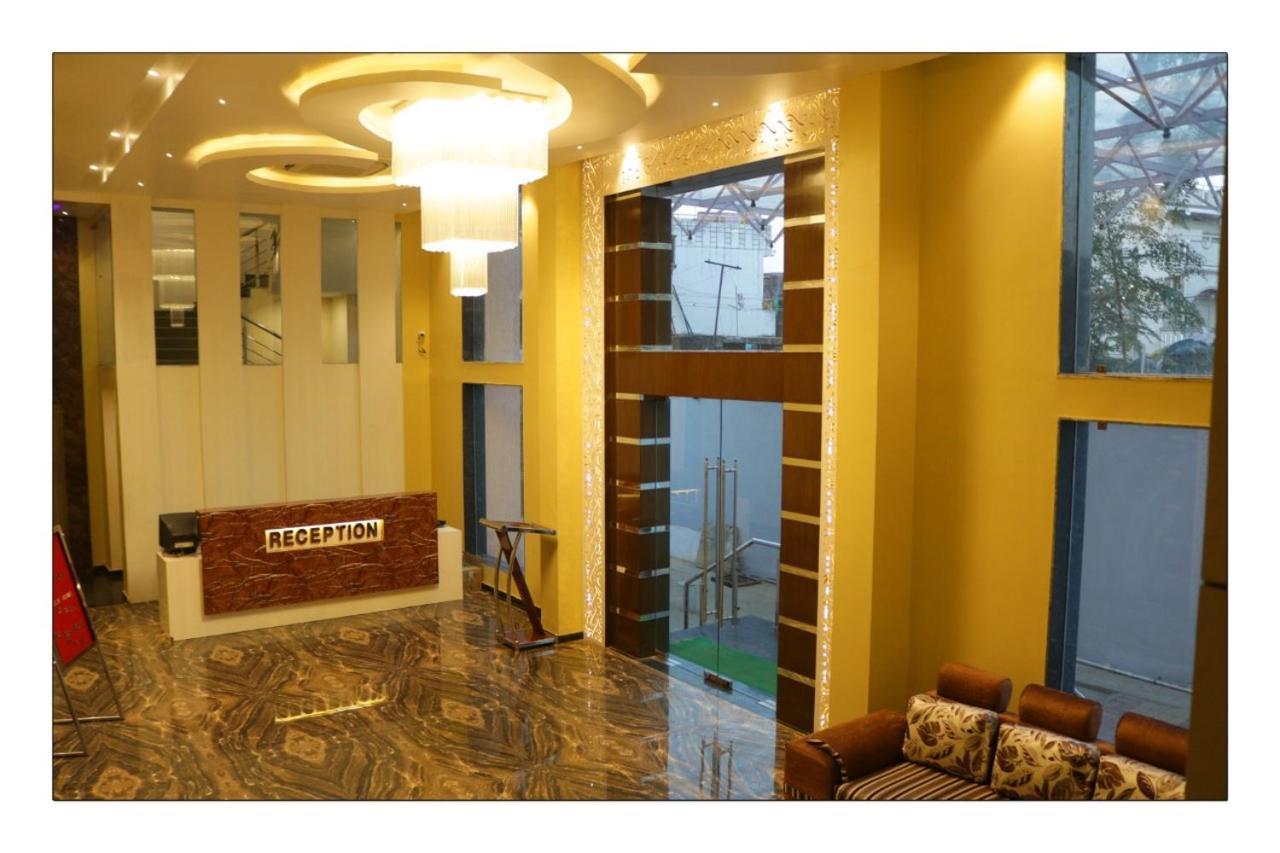 Hotel Grand Surya Kodarma 外观 照片